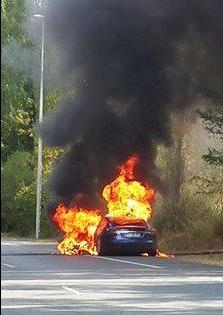 特斯拉再出事故，一辆Model S在法国试驾中起火