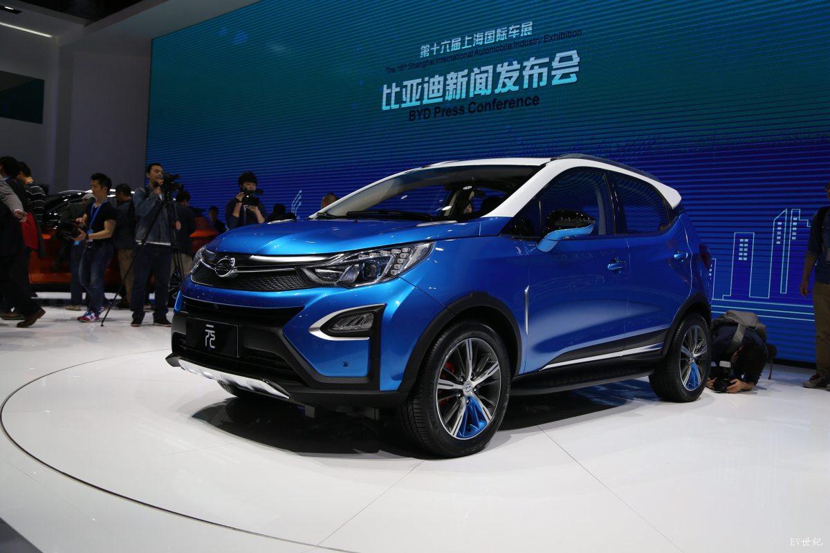 2016款 1.5L 全时四驱旗舰型_车身外观