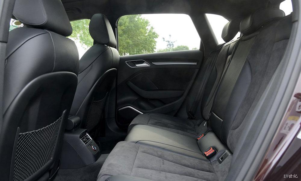 2015款 Sportback 运动型_车厢座椅