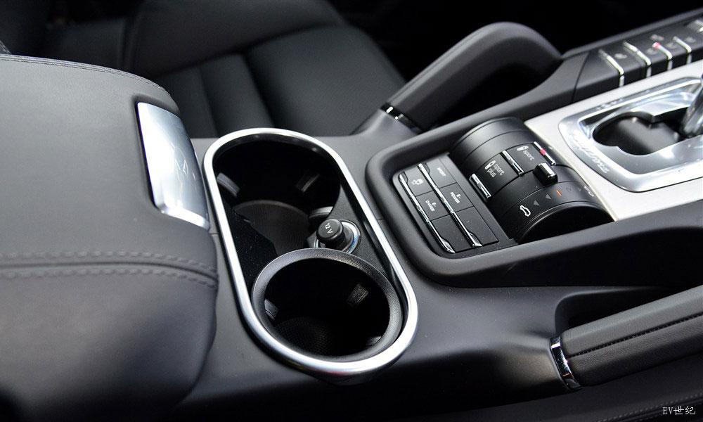 2015款 Cayenne S E-Hybrid 3.0T