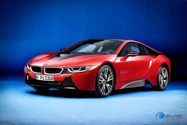 11.BMW i8质子红特别版.jpg