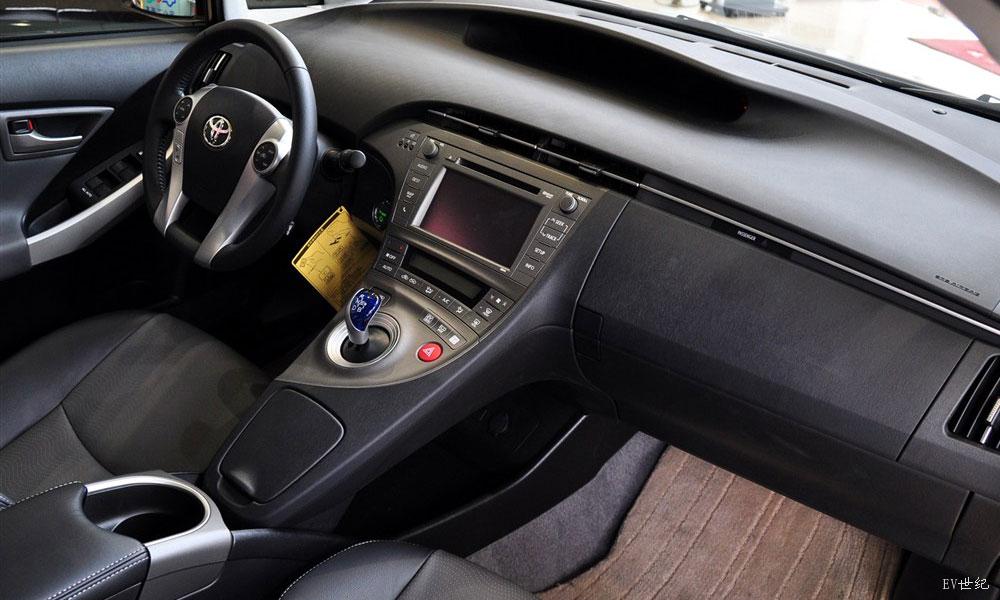 2012款 1.8L 豪华先进版