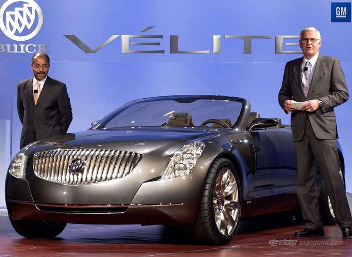 别克于2014年发布的Velite四座敞篷概念车