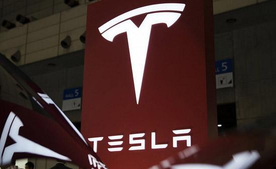 tesla1_副本.jpg