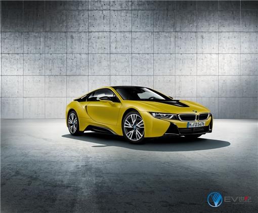 03.BMW i8质子磨砂黄限量版_副本.jpg