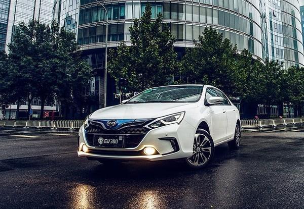 秦EV300.jpg