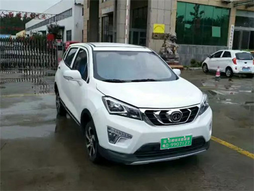中稷铭洋新能源汽车新V9荣耀上市高清图片
