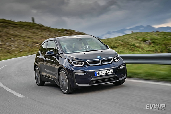 02.新BMW i3.jpg