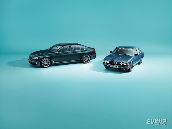 06.BMW 7系40周年特别版.jpg
