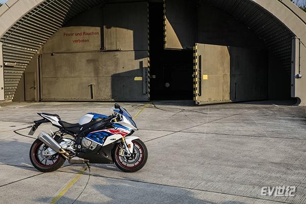 11.BMW S 1000 RR.jpg