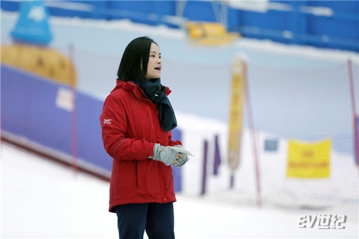 02.宝马（中国）汽车贸易有限公司市场副总裁梅晓群女士_副本.jpg