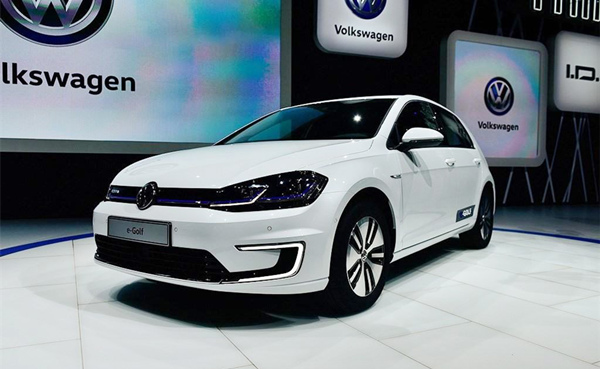 egolf1_副本.jpg