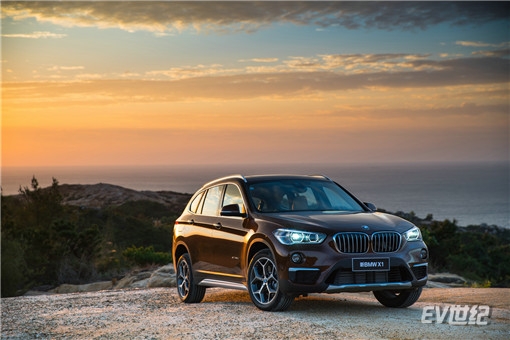 03.新BMW X1_副本.jpg