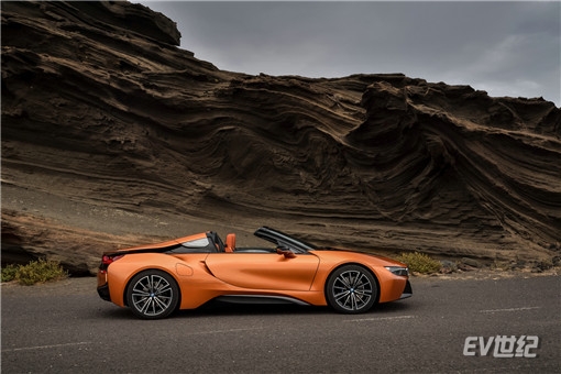 08.新BMW i8 Roadster_副本.jpg