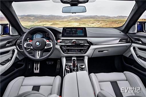 03. 全新BMW M5内饰_副本.jpg