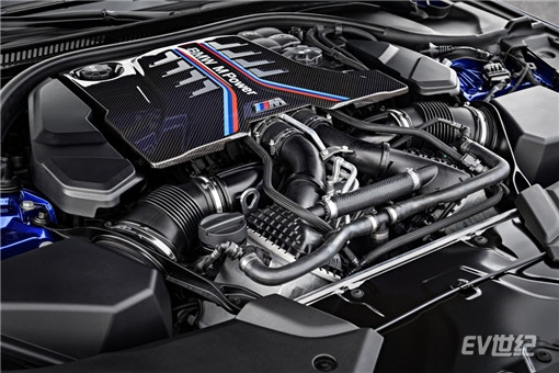 04. 全新BMW M5发动机_副本.jpg
