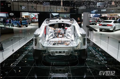 5.捷豹纯电动跑车型SUV I-PACE车身框架_副本.jpg