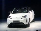 续航350公里 新特汽车首款车型DEV 1首发