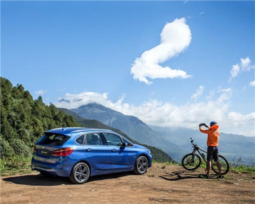 06.新BMW 2系旅行车_副本.jpg