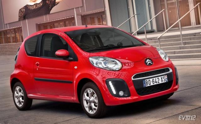 Citroen-C1-2013-1280-02.jpg