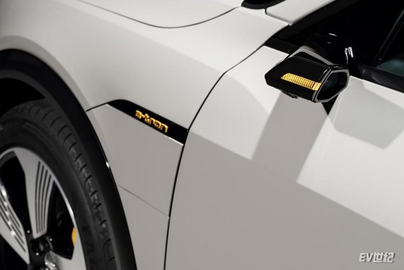 KWvpAaudi-e-tron.jpg