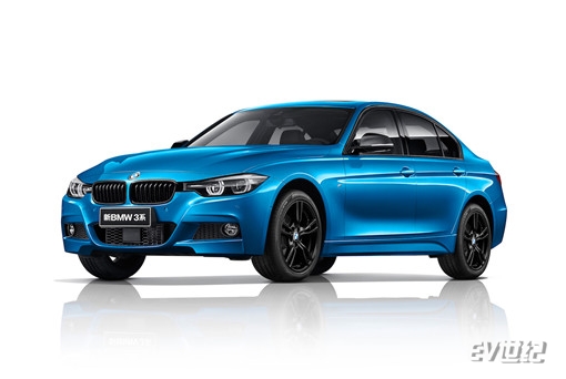 02.新BMW 320i M运动曜夜版_副本.jpg