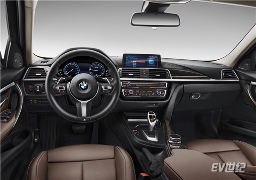 05.新BMW 3系2019款内饰_副本.jpg