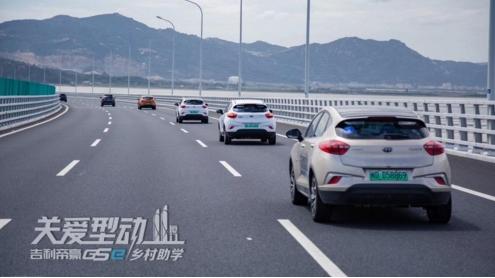 点击图片进入下一页 image.png