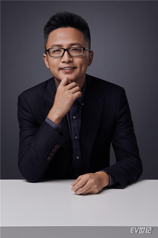 1、小鹏汽车联合创始人兼总裁夏珩_副本.jpg