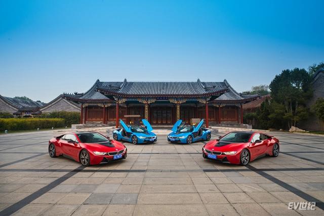 01. BMW i8.jpg