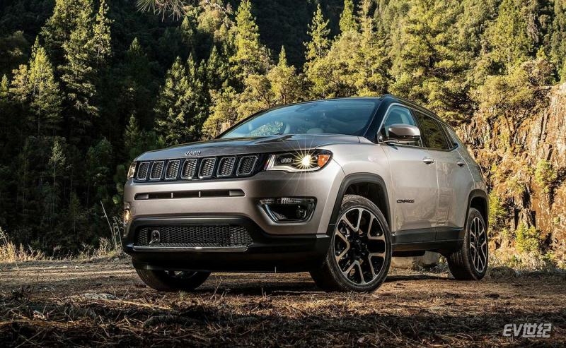 Jeep-Compass-2017-1600-03.jpg