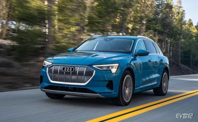 2019-audi-e-tron.jpg
