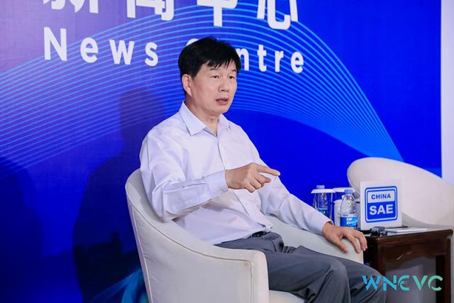徐焕新.JPG