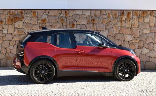 2018-bmw-i3s-first-drive-(2).jpg
