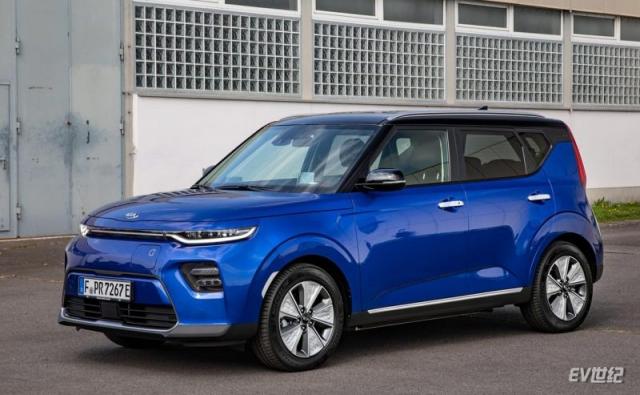 Kia-e-Soul-2020-1600-01.jpg
