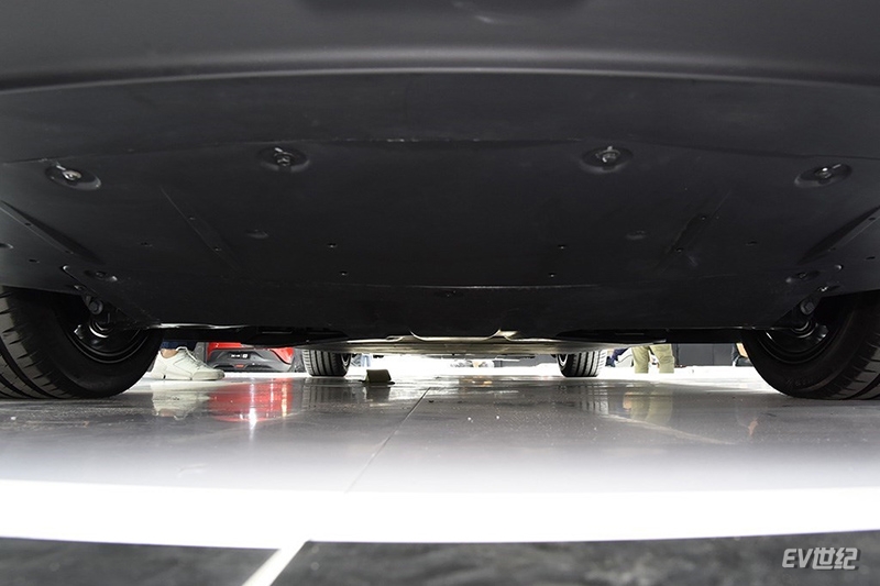1024x0_1_q95_autohomecar__ChsEkF3WuVmAcdwxAAFfwpL-W9M373.jpg