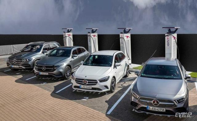 mercedes-benz-a-class-b-class-and-gle-plug-in-hybrid-models-and-eqc-all-electric-car-at-the-ionity-fast-charging-station.jpg