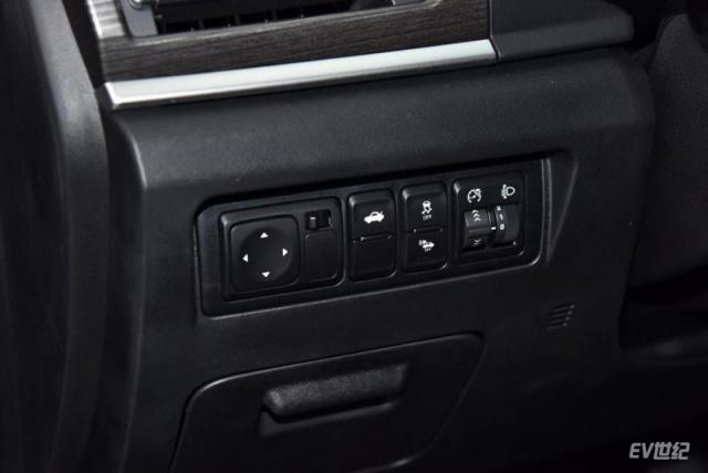 1024x0_1_q95_autohomecar__ChcCQ15fh9iAQwC0AAT4Hn3mCGw137.jpg