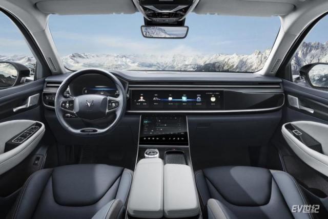 1024x0_1_q95_autohomecar__ChsEnl6flJmAZPUDAAk4mLyAGQ4066.jpg
