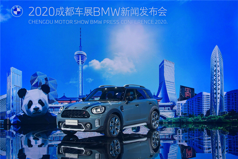 07.新一季MINI COUNTRYMAN COOPER S尤加利青.jpg