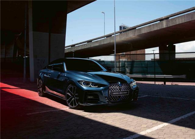 01.全新BMW 4系双门轿跑车.jpg