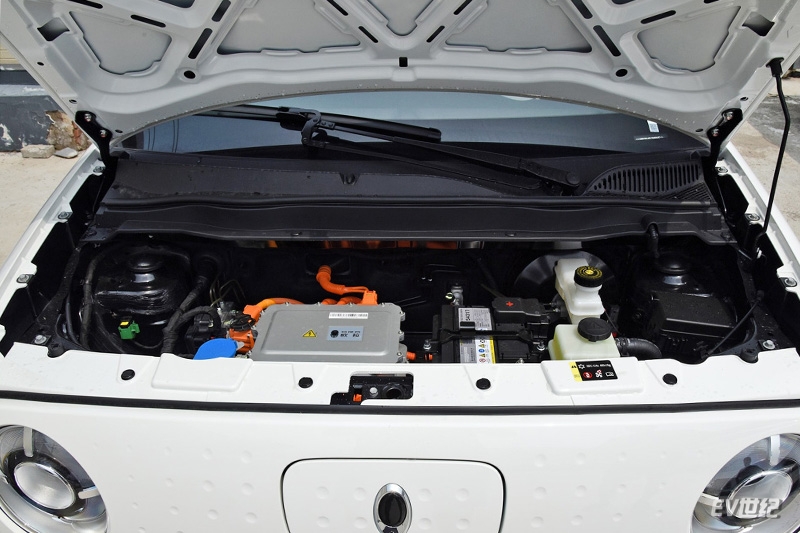 1024x0_1_q95_autohomecar__ChsEmF8aQLGATYDgAAbSUN9FoXk568.jpg