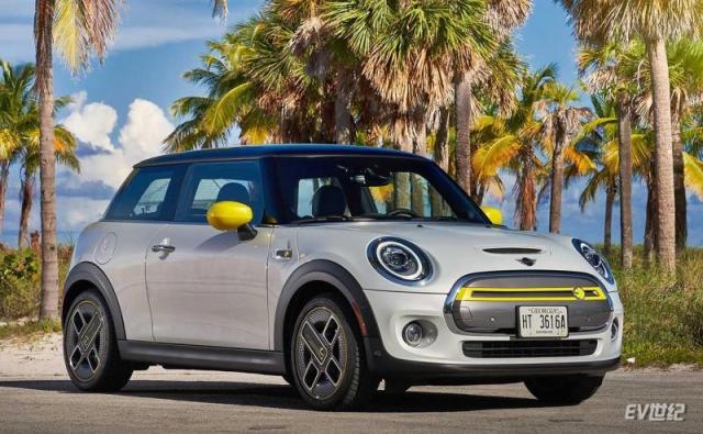 mini-cooper-se-2020-im-test.jpg