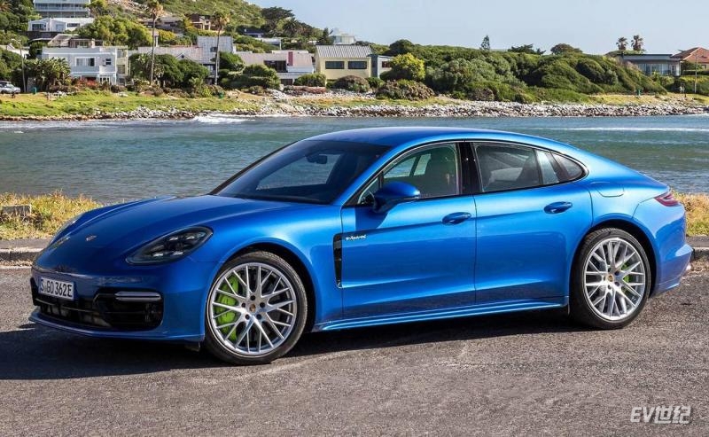 porsche-panamera-4-e-hybrid.jpg