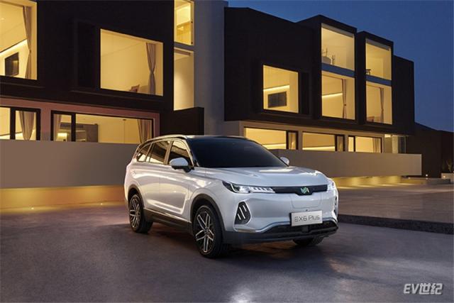 智能大6座纯电SUV——威马EX6 Plus 6座_副本1.jpg