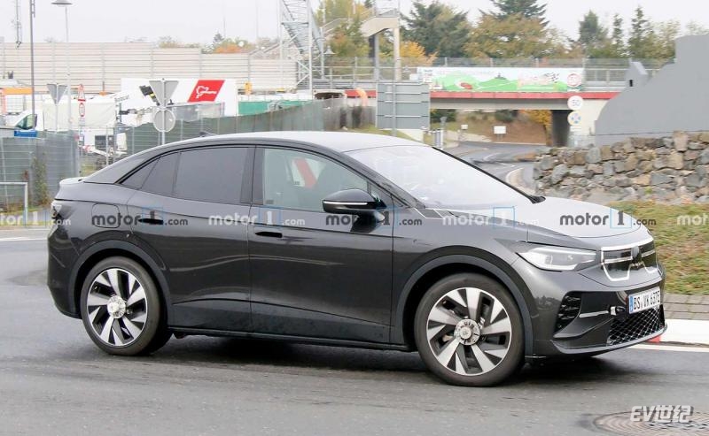 vw-id.5-first-spy-photo-front-three-quarters.jpg