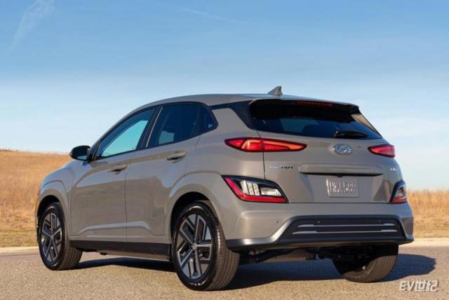 Hyundai-Kona_Electric_US-Version-2022-800-0c.jpg