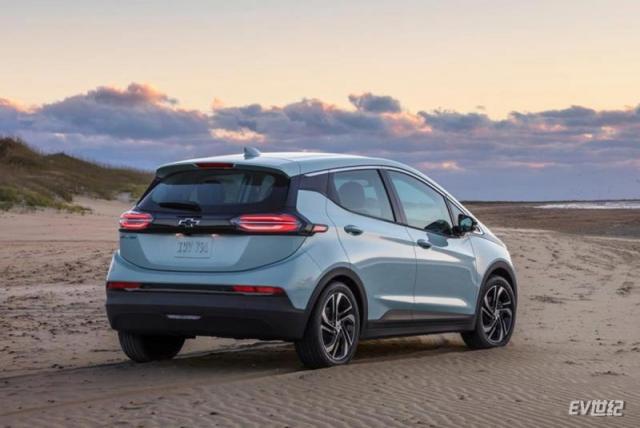 Chevrolet-Bolt_EV-2022-800-09.jpg