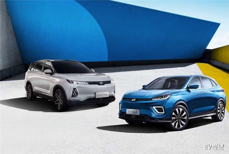 威马旗下热销车型EX5-Z、EX6 Plus以“智能+纯电”为技术路径，持续为用户创造绿色智能的出行体验_副本1.jpg