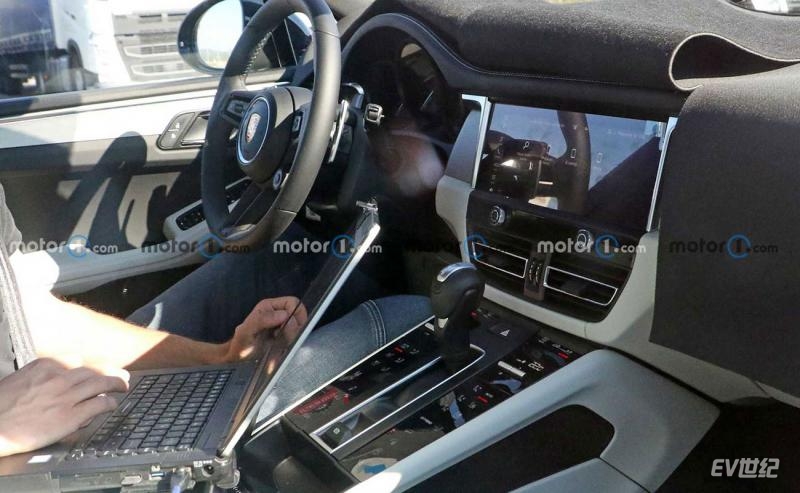 next-gen-porsche-macan-spy-shots-(1).jpg